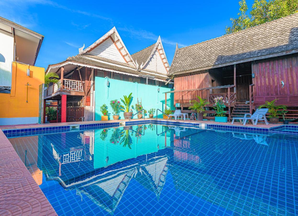 Mandarin Lodge By Victor HHQ Extérieur photo