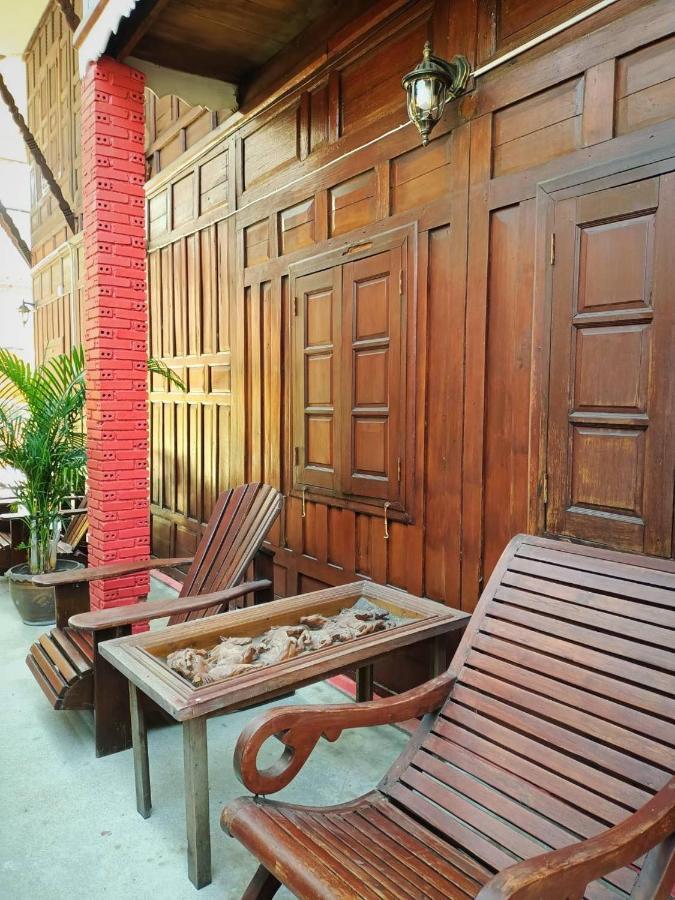 Mandarin Lodge By Victor HHQ Extérieur photo
