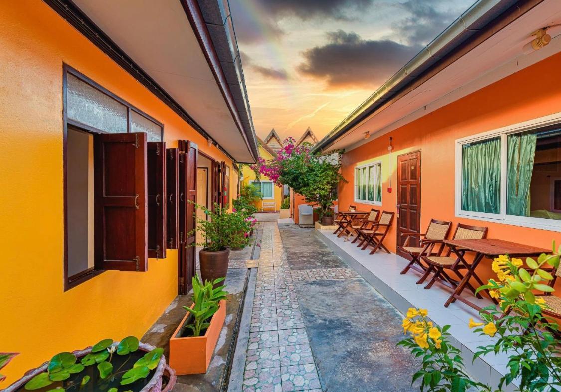 Mandarin Lodge By Victor HHQ Extérieur photo