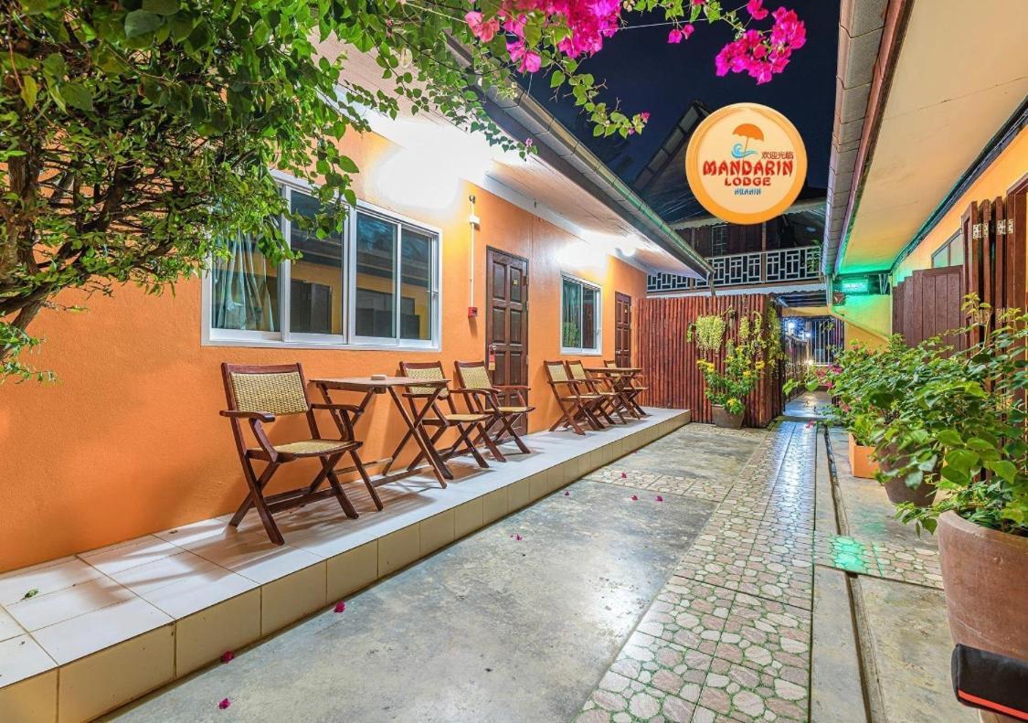 Mandarin Lodge By Victor HHQ Extérieur photo