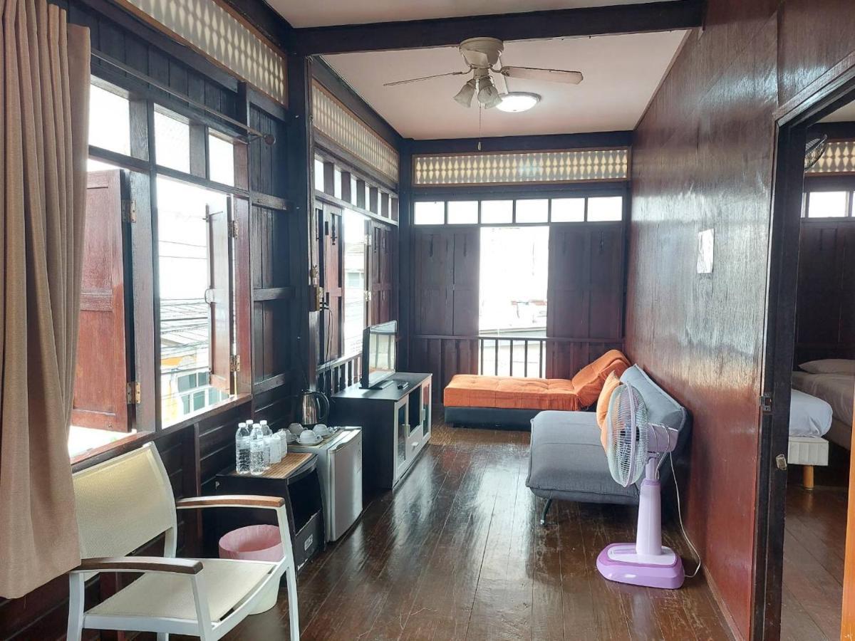 Mandarin Lodge By Victor HHQ Extérieur photo
